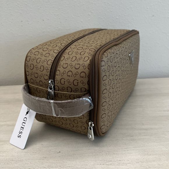 GUESS V7200082 MOCHA BROWN TOILETRY JUNCTION TRAVEL CASE DOPP BAG LOGO - Picture 2 of 10
